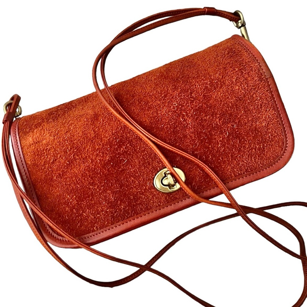 🦊 Vintage Coach Rust Ruff-Out Dinky 9378
